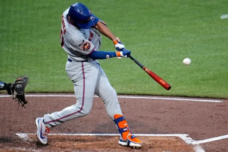 Mets beat sliding Pirates 6-4